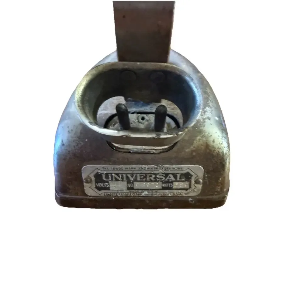 Antique Universal E9070 Electric Clothes Iron Landers Frary & Clark New Britain